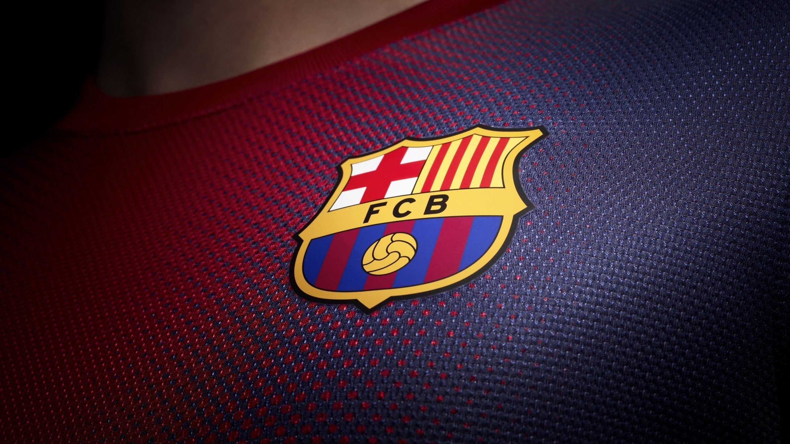 体育博彩-防线崩塌引发连锁反应，山东泰山险境难逃，费耶诺德赛后遭批，利物浦就法国杯争议正式回应